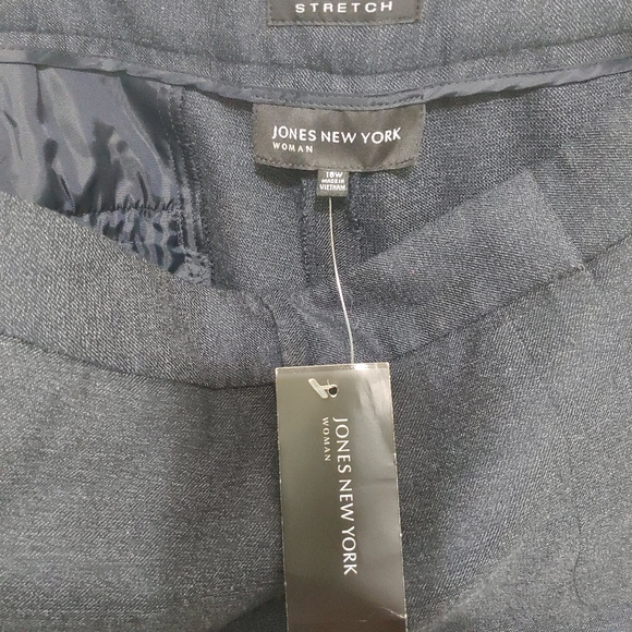 Jones New York Women's Grey Capri Size 18W Plus - Picture 3 of 8